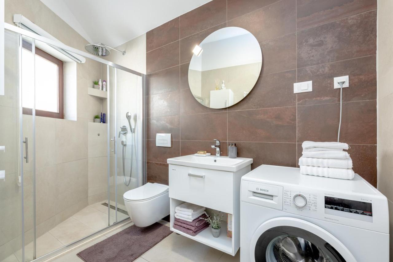 Apartment "Dida" With Free Private Parking ソリン エクステリア 写真